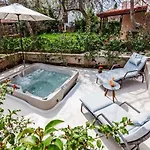 Augustina Holiday home *