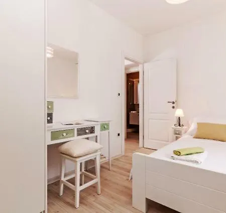 Augustina Holiday home