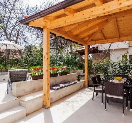 Augustina 別荘 Sukošan