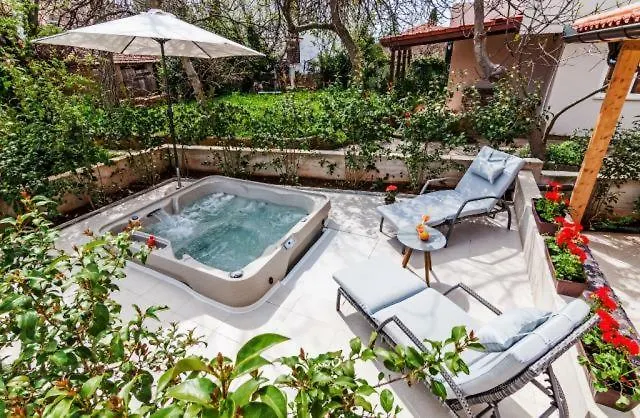 Augustina Prázdninový dům *