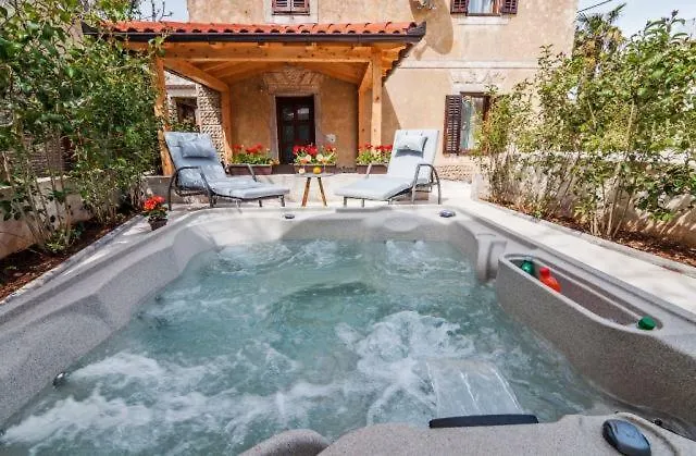 Vikendica Augustina Sukosan